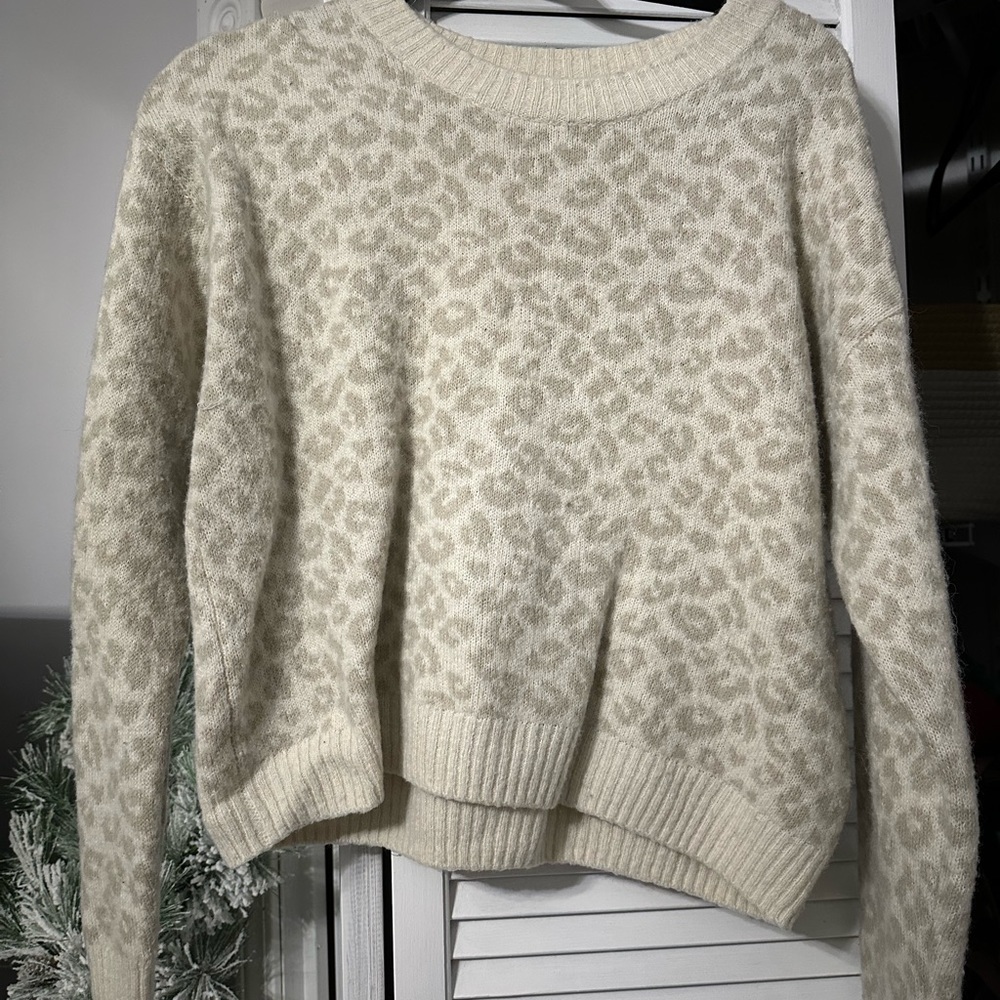 Women's GAP Sweater